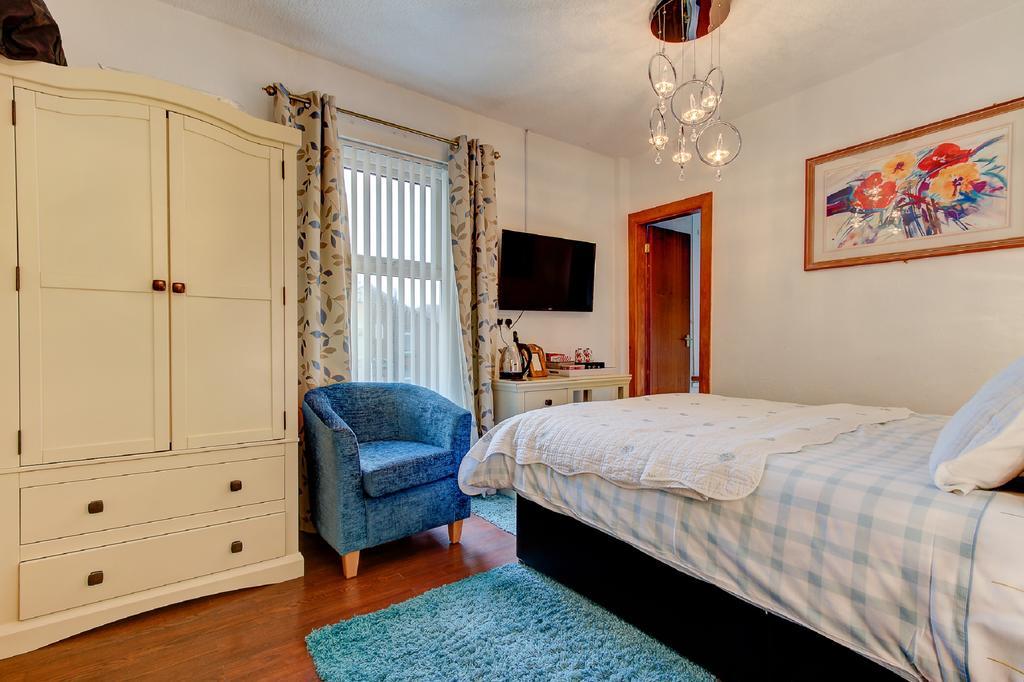Sutton Park Guest House Blackpool Bagian luar foto