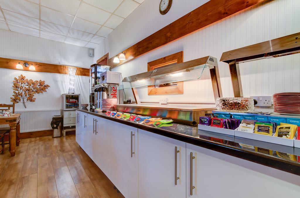Sutton Park Guest House Blackpool Bagian luar foto
