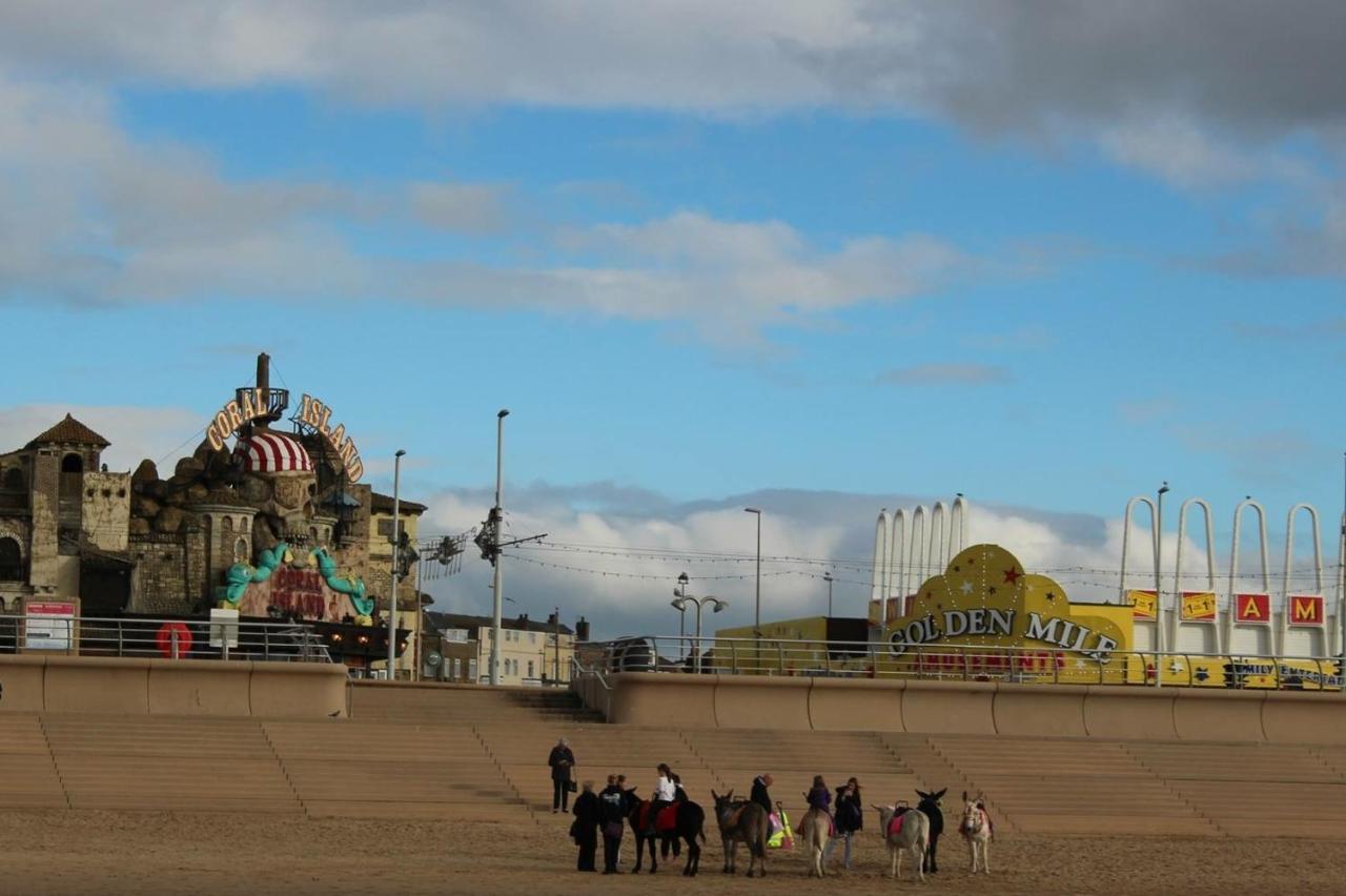 Sutton Park Guest House Blackpool Bagian luar foto